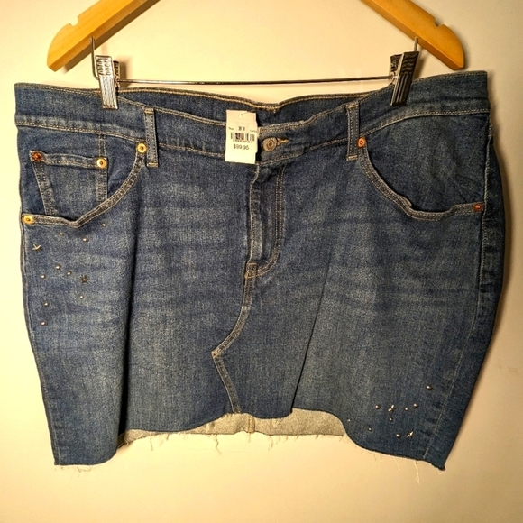 Levi's high rise denim Mini skirt, With stars, Sz 18W New With Tags - Picture 7 of 14